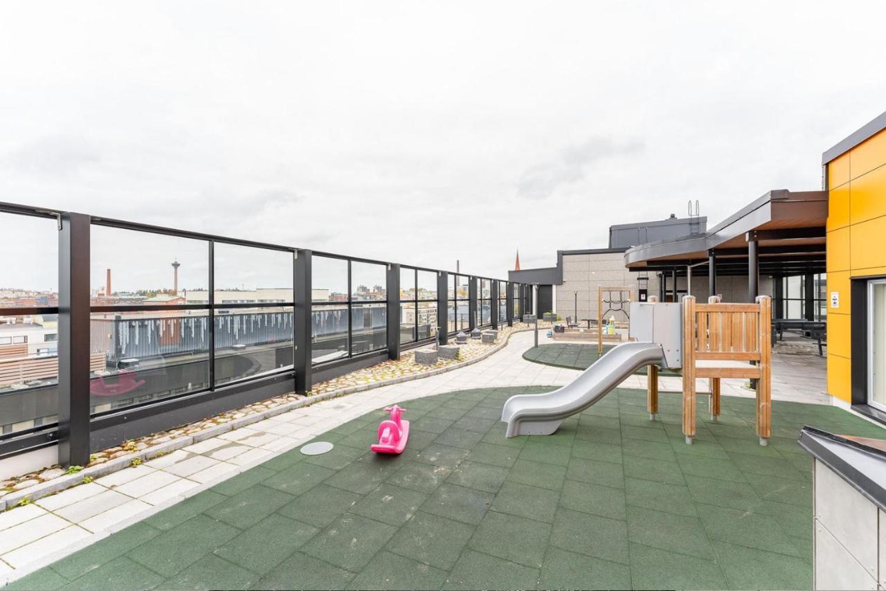 Modern 1br With Balcony Next To Railway Station - Hosted By 2ndhomes Apartment *